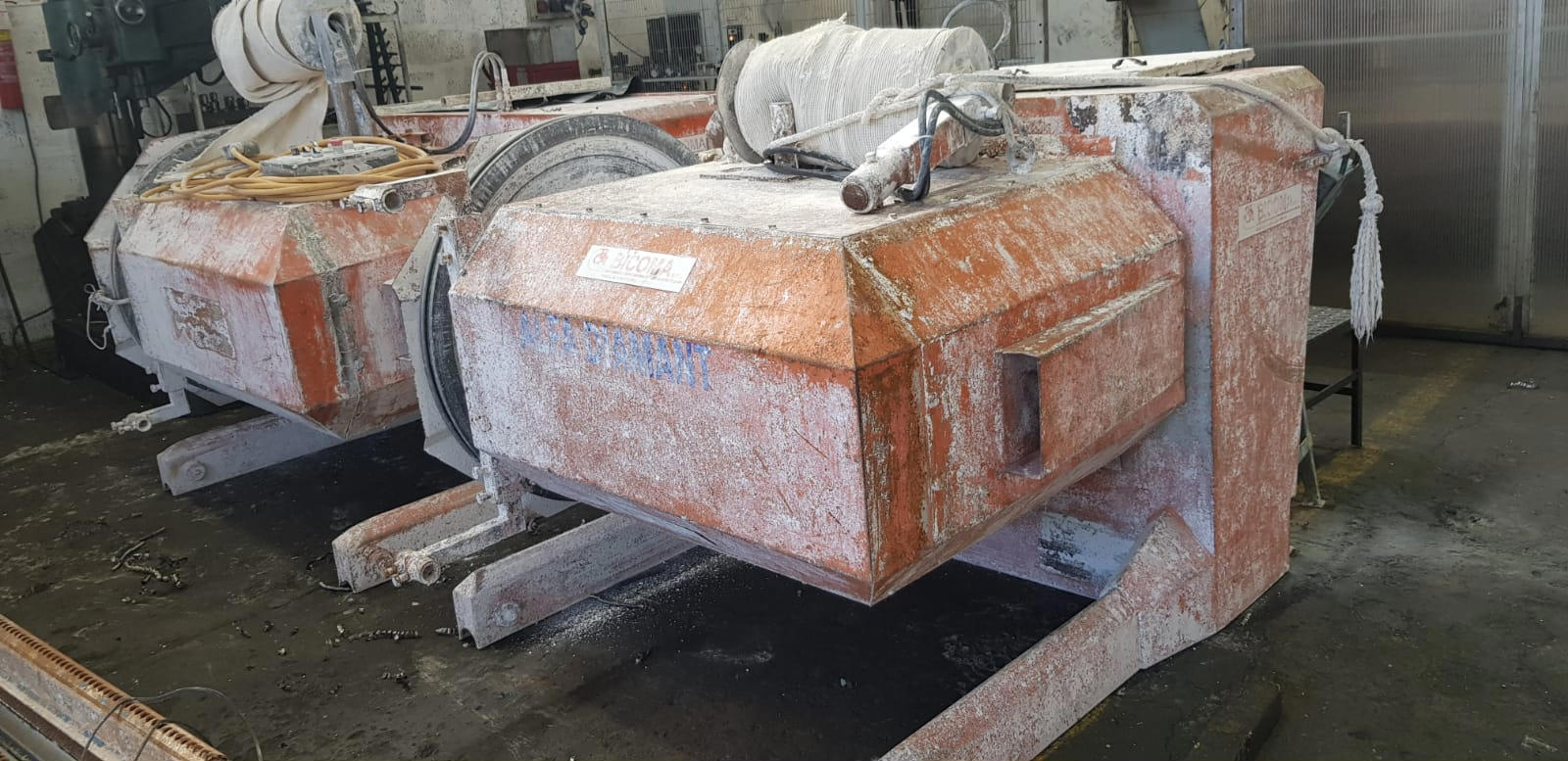 Segatrici a filo 75 HP