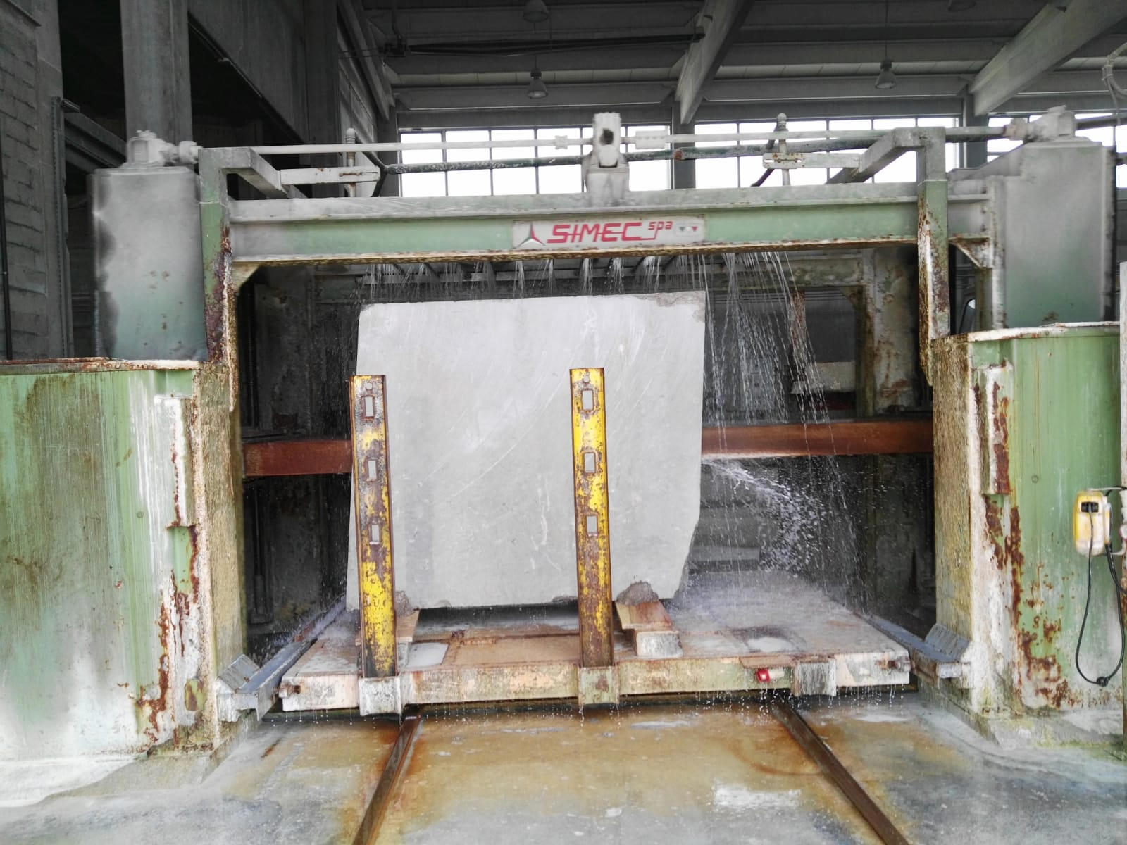 Segatrice a telaio aperto SIMEC a 40 lame